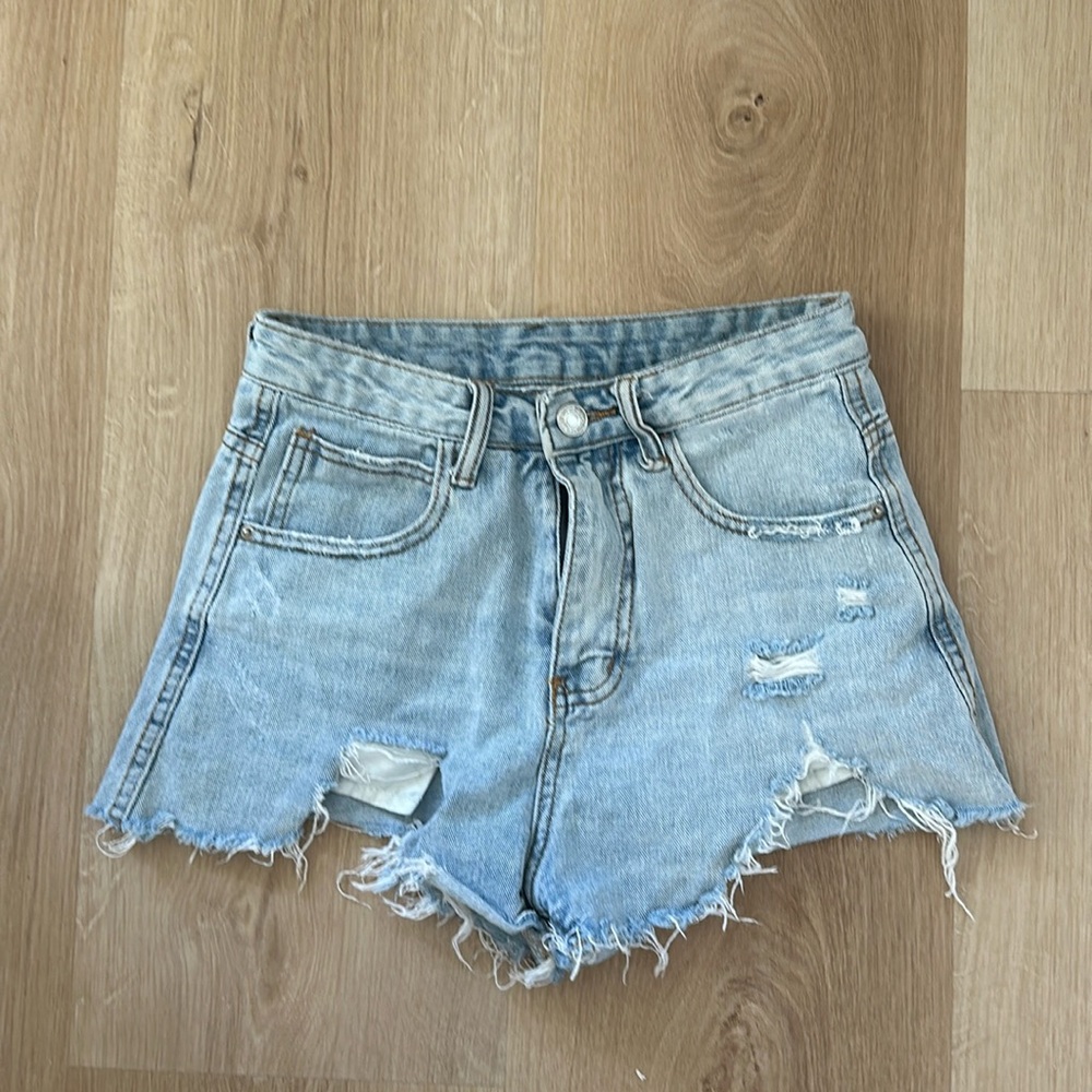 Light Wash Denim Shorts XS